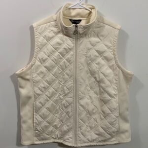 B C Clothing Woman vest - quilted in front, 2 pockets, very good condition